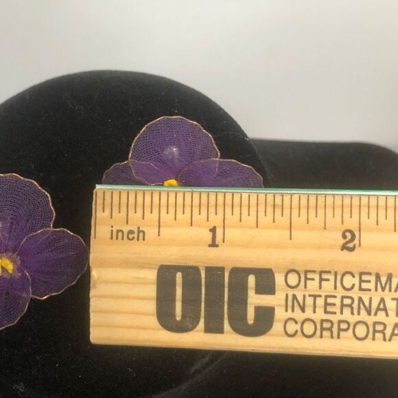 vintage violet fabric screw on earrings mesh tool purple spring summer statement - Picture 2 of 4